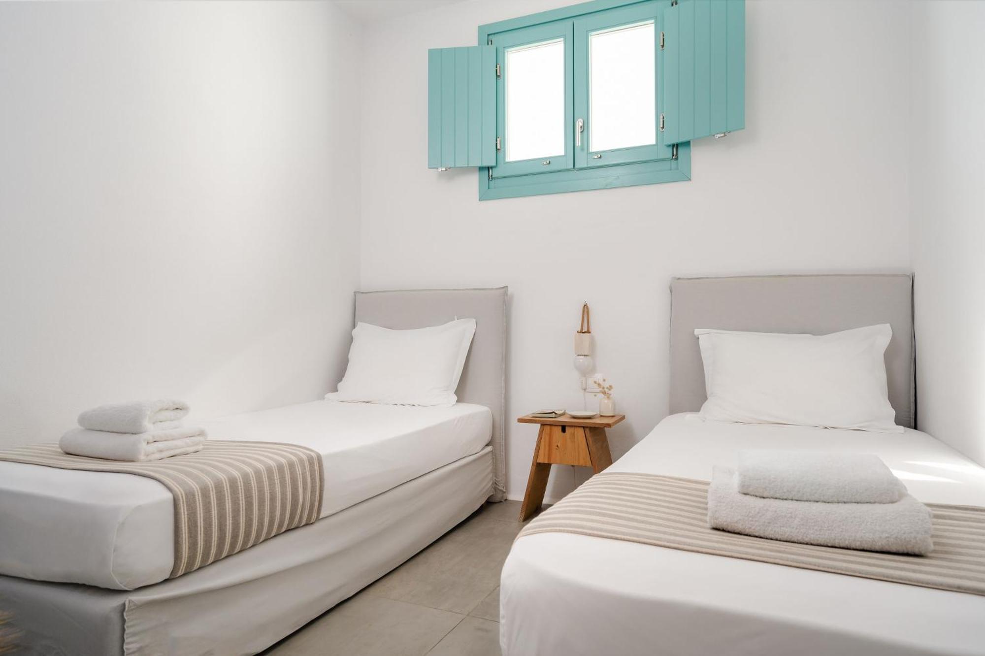 Ploes Seaside Houses Plaka  Luaran gambar
